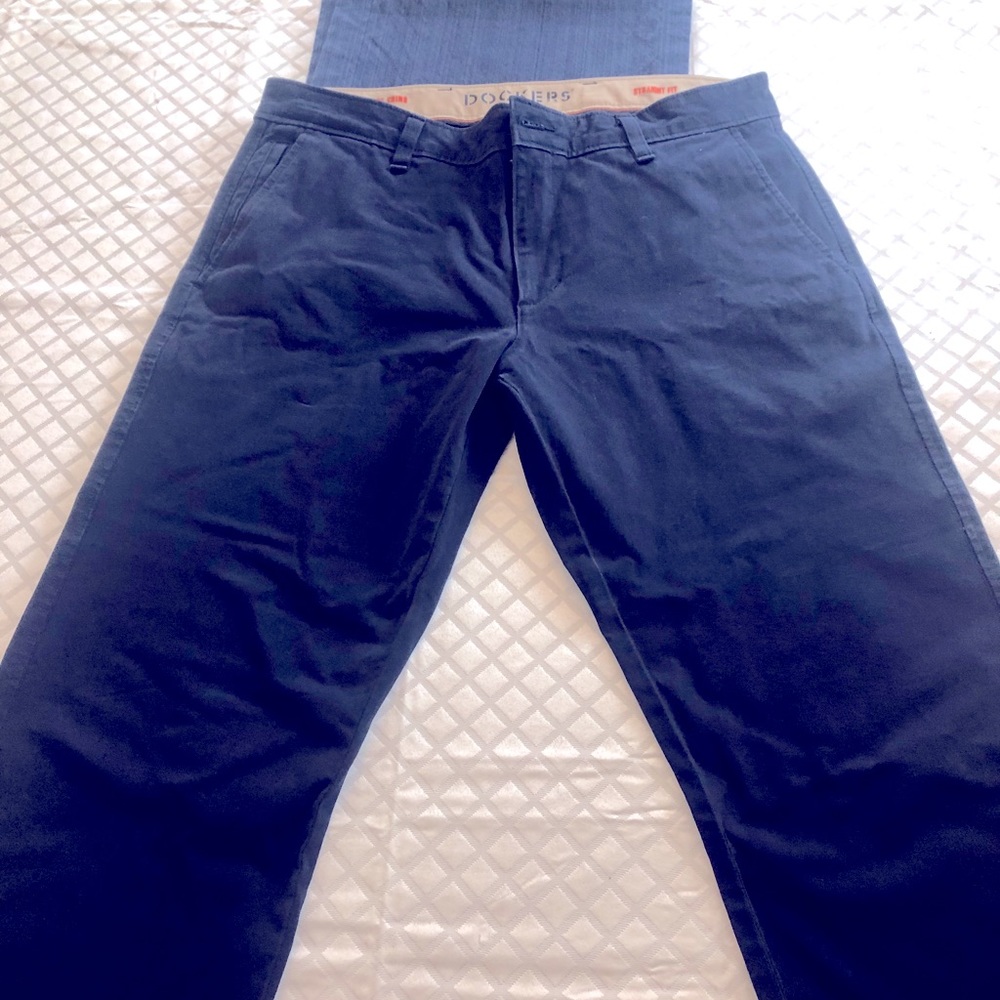 Dockers Ultimate Chino Khakis